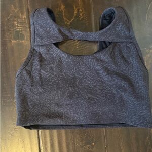 lululemon athletica Everlux Cut-Out Train Bra